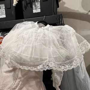 Crinoline for mini quince